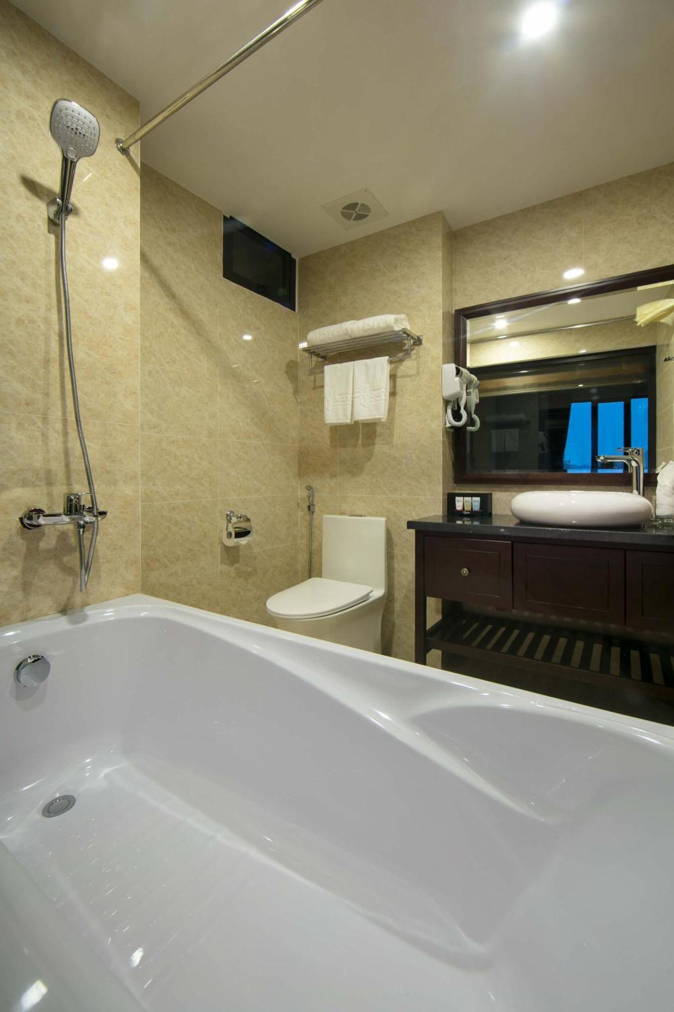 Bradi Gate- 22Land Residence Hotel Hanoï